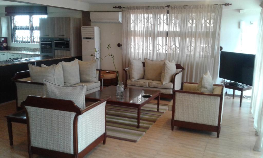 The Palms At Prampram Villa Exterior photo